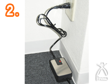 電磁波カットホットカーペット:まずは本体をコンセントに差し込んでください